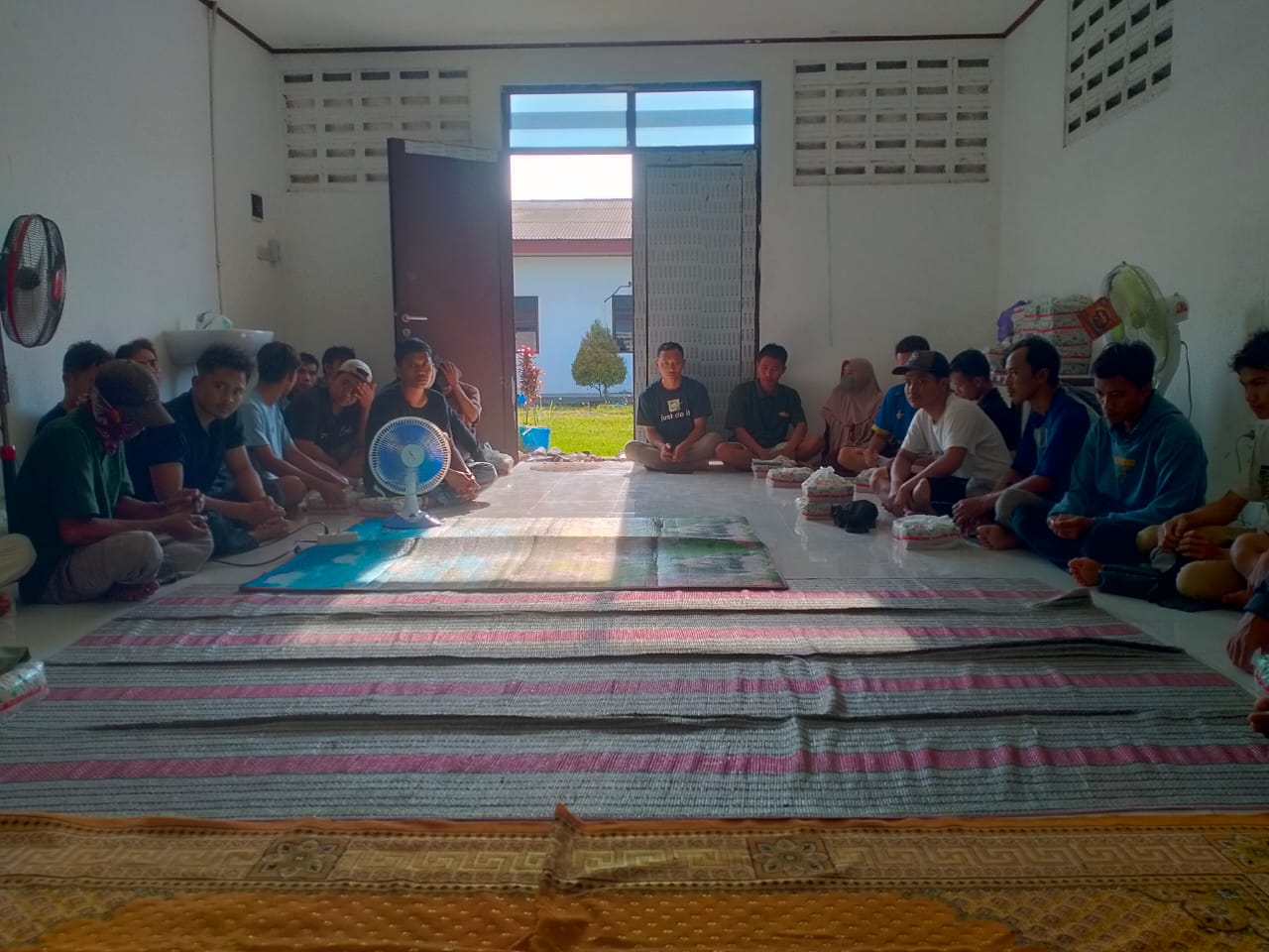  Kegiatan Pembinaan Karyawan Outsourcing PT RBSJ di PT Malindo Feedmill Base Area Pamotan dan Rembang